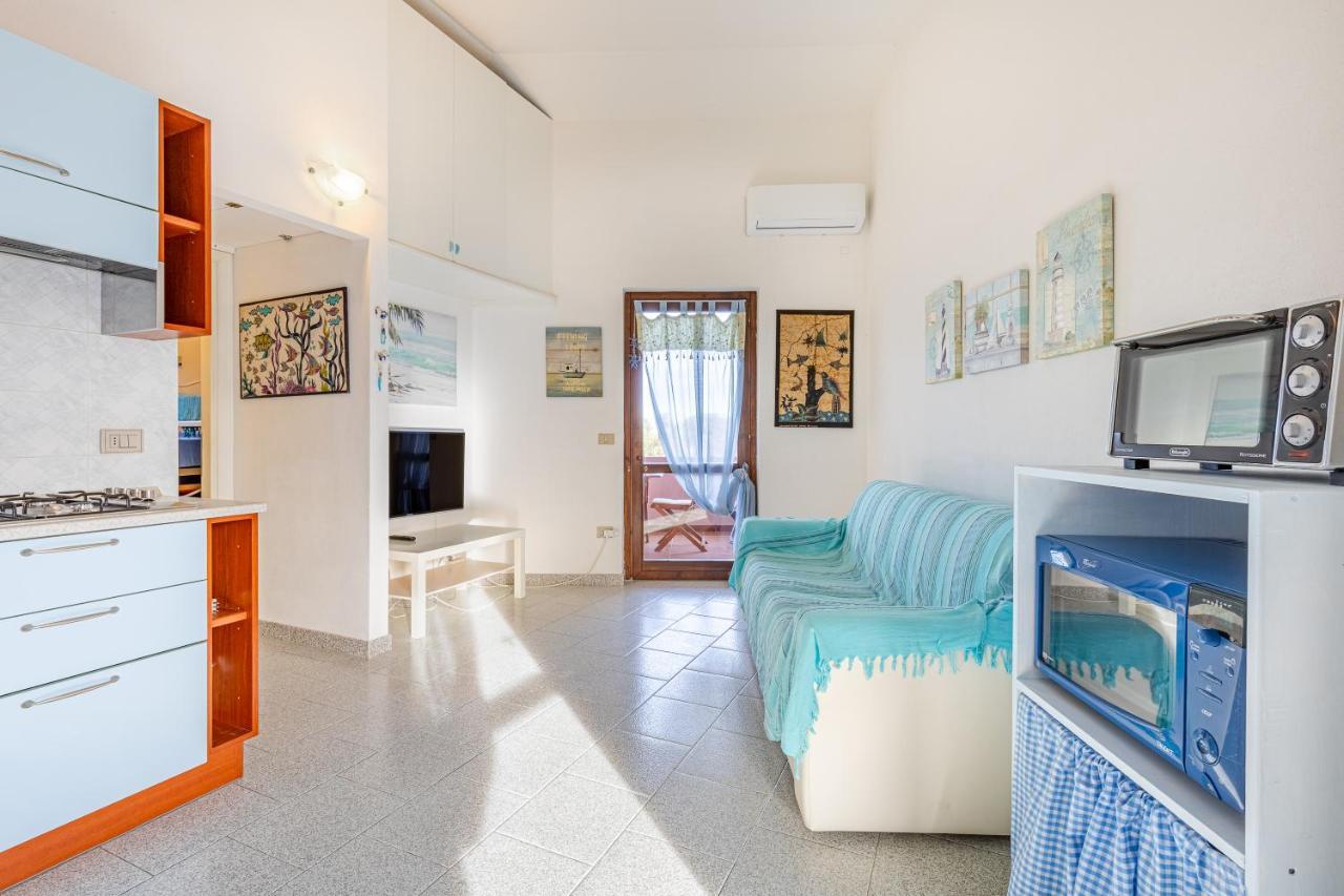 Ferienwohnung Trilocale A 200 Mt Dal Centro San Teodoro  Exterior foto